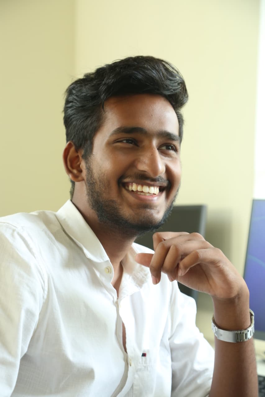 Arish Ragaventhra - Founder & CEO of VibeSwiper